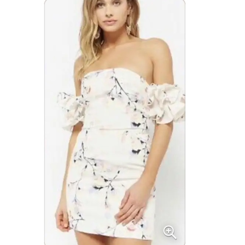 Luxxel off the shoulder floral mini dress size M
